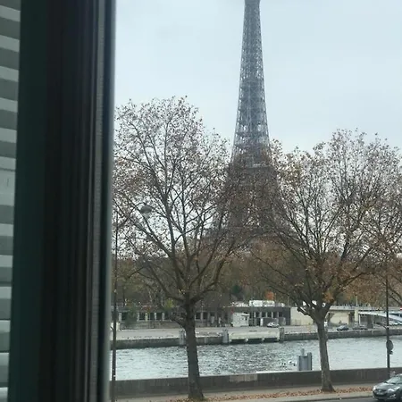 Vue Tour Eiffel 360 A Vos Pieds Apartment *